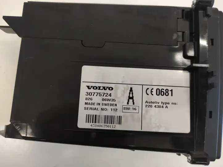 Volvo XC70 (2004 - 2007) 30775724 Клавиатура телефона — фото 5