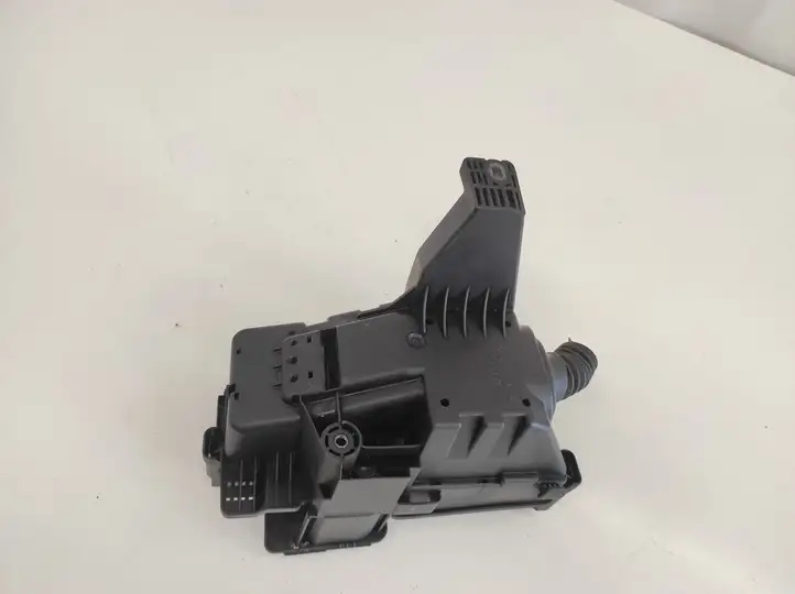 Volvo XC70 (2004 - 2007) 30797010 Блок предохранителей (комплект) — фото 2