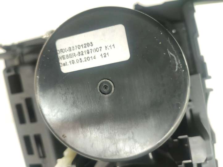 BMW 4 F32 F33 (2013 - 2017)  8219700 Держатель чашки