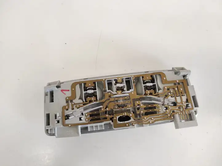 Renault Laguna III (2007 - 2015) 264300003R Передняя подсветка — фото 4