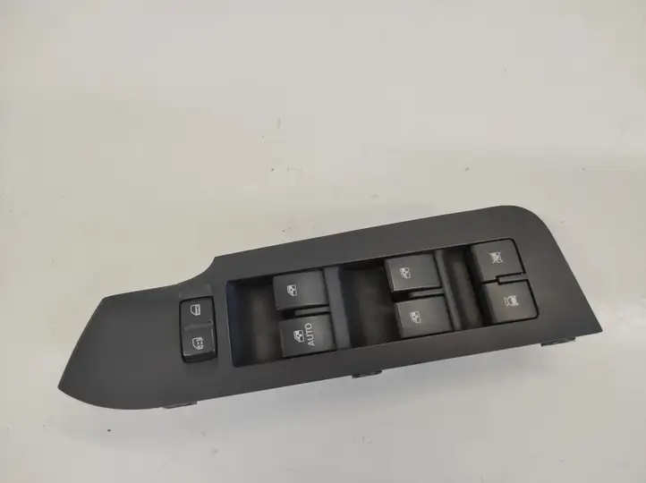 Chevrolet Captiva (2006 - 2011) 202005436 Блок кнопок стеклоподъемников — фото 1
