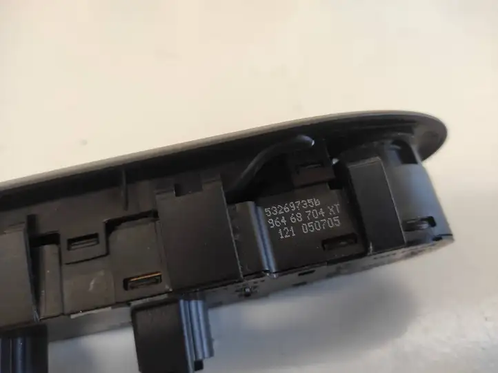 Peugeot 407 (2004 - 2011) 96468704XT Кнопка стеклоподъемников — фото 3