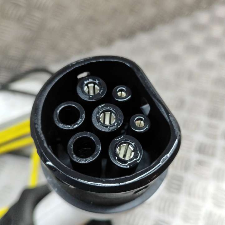 Volkswagen ID.3 (2019 - )  1EA971675AE Кабель для зарядки электромобилей