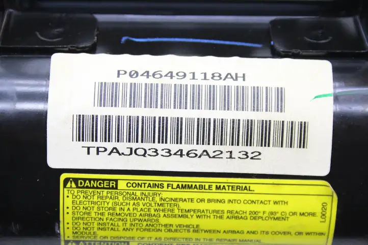 Chrysler 300 - 300C (2005 - 2011) P04649118AH Подушка безопасности пассажира — фото 4