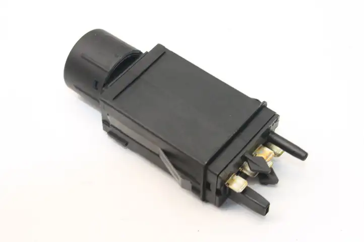 Audi TT Mk1 (1998 - 2003) 8N0941503B Кнопка обогрева стекла — фото 3