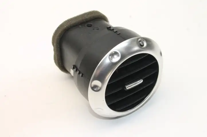 Audi TT Mk1 (1998 - 2003) 8N0820901 Воздушная решетка панели — фото 3