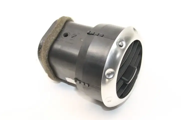 Audi TT Mk1 (1998 - 2003) 8N0820901 Воздушная решетка панели — фото 2