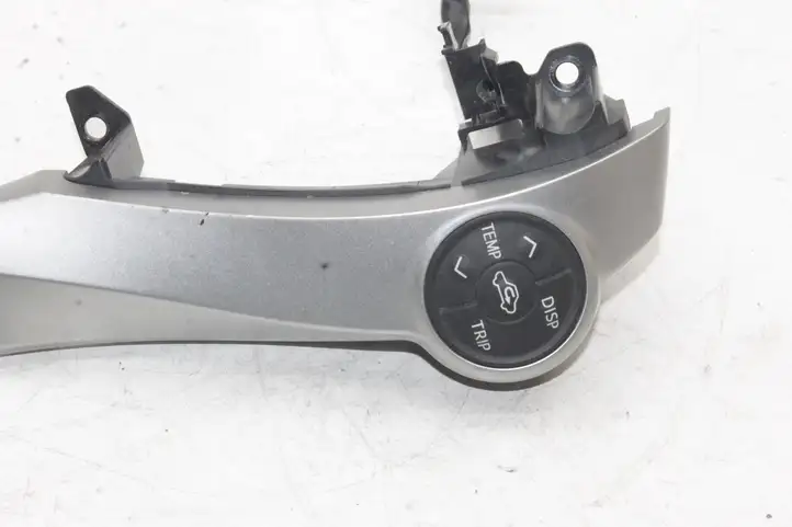Toyota Prius+ (ZVW40) (2011 - 2018) 8425047151 Кнопки на рулевом колесе — фото 3