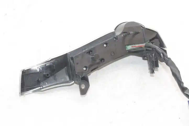 Toyota Prius+ (ZVW40) (2011 - 2018) 8425047151 Кнопки на рулевом колесе — фото 5