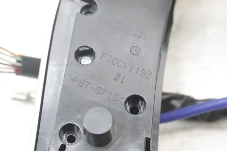 Toyota Prius+ (ZVW40) (2011 - 2018) 8425047151 Кнопки на рулевом колесе — фото 6