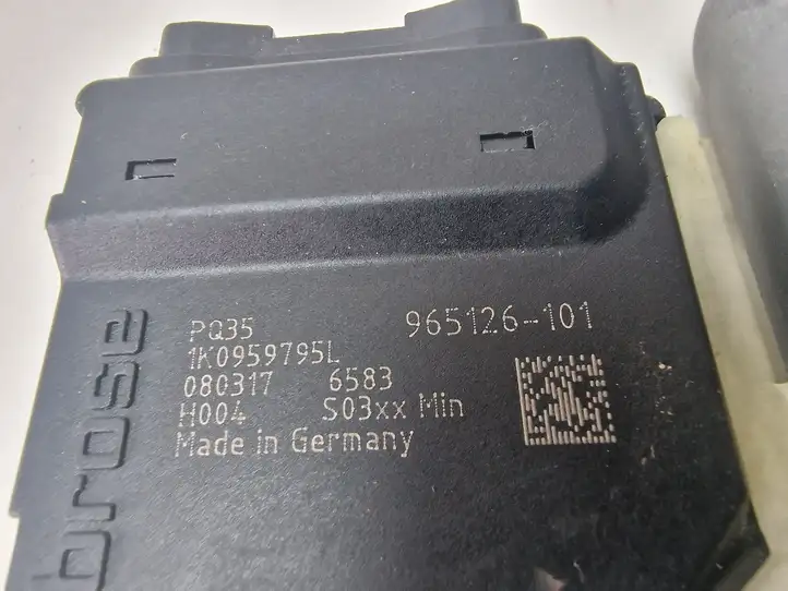 Volkswagen PASSAT B6 (2005 - 2010) 1K0959795L Стеклоподъемник задней двери — фото 4