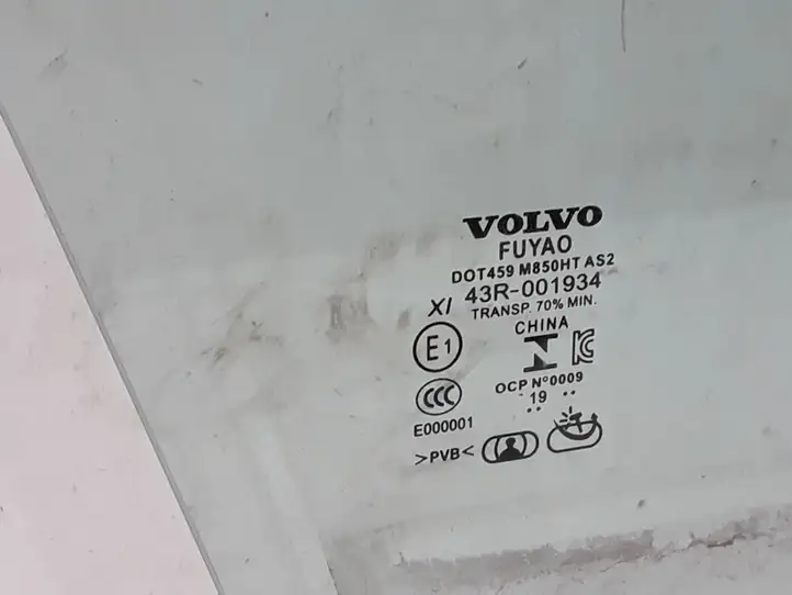 Volvo S90, V90 (2016 - 2020) 32244958 Стекло передней двери — фото 4