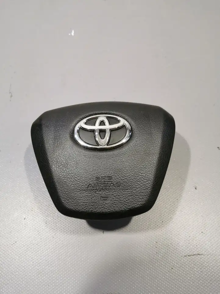 Toyota Avensis T270 (2009 - 2012) Подушка безопасности руля — фото 1
