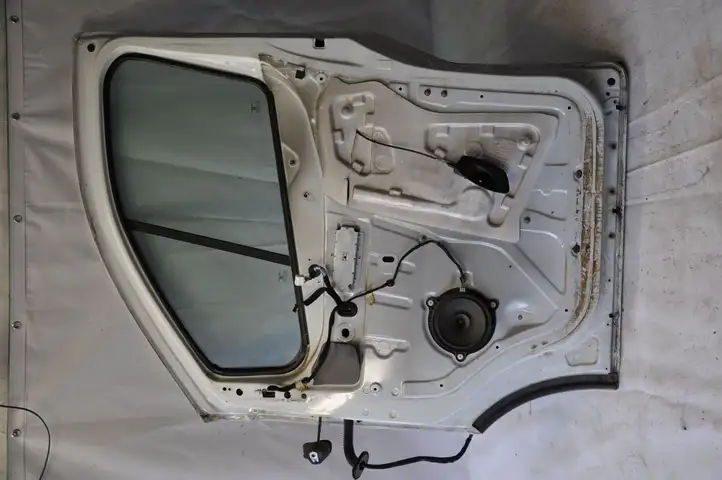Renault Trafic III (X82) (2014 - ) Дверь — фото 8