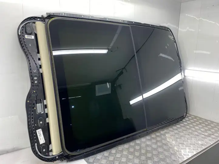 Volkswagen Touareg II (2010 - 2018) 7P0877041C Комплект люка крыши — фото 1