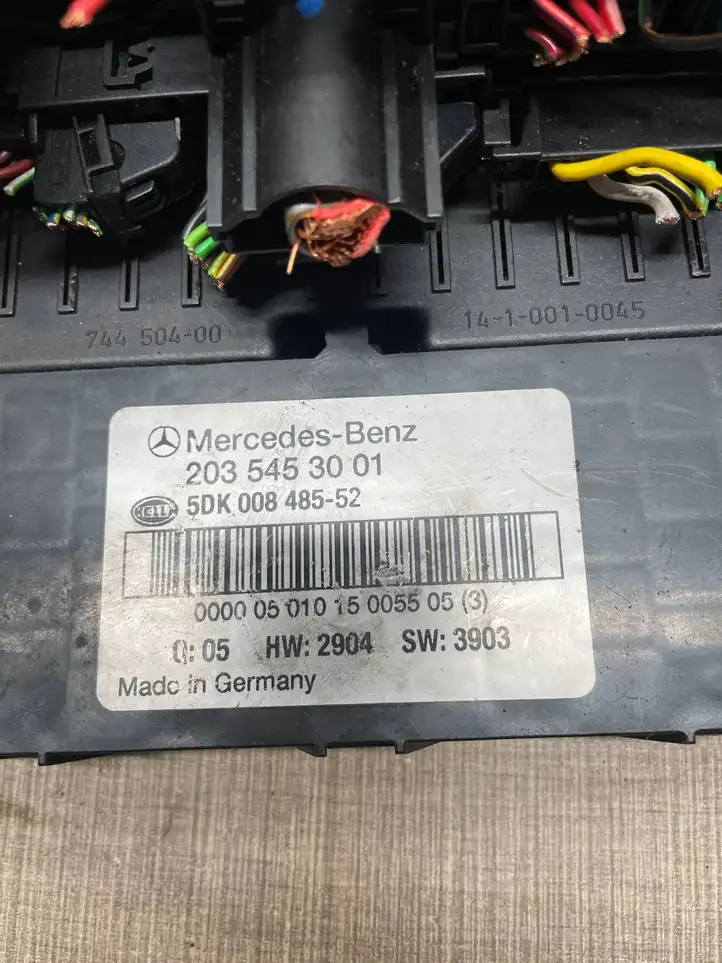 Mercedes-Benz C W203 (2000 - 2007) 2035453001 Модуль комфорта — фото 3
