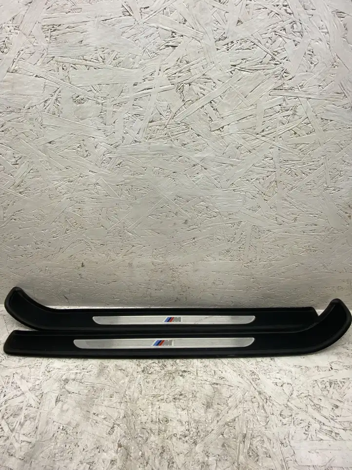 BMW 3 E92 E93 (2005 - 2014) 7900775 Внутренняя отделка переднего порога — фото 1
