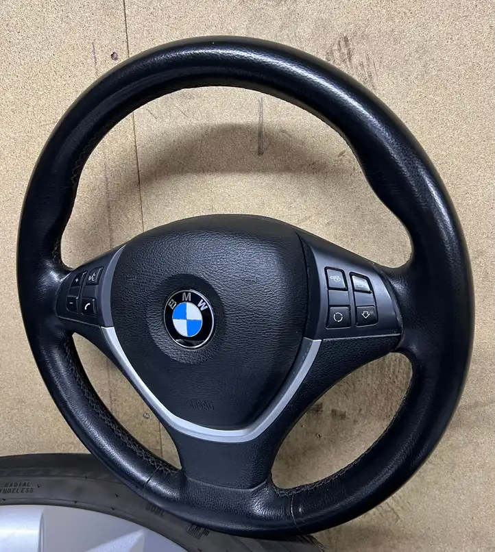 BMW X5 E70 (2006 - 2013) Руль — фото 2