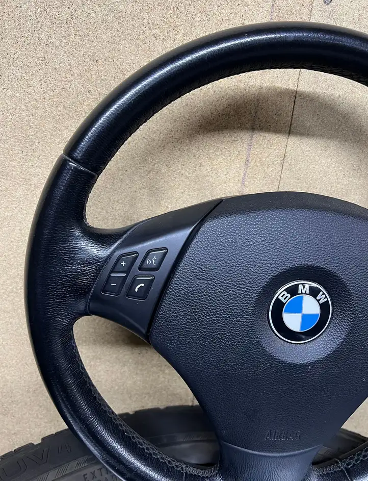 BMW X1 E84 (2009 - 2015) Руль — фото 4