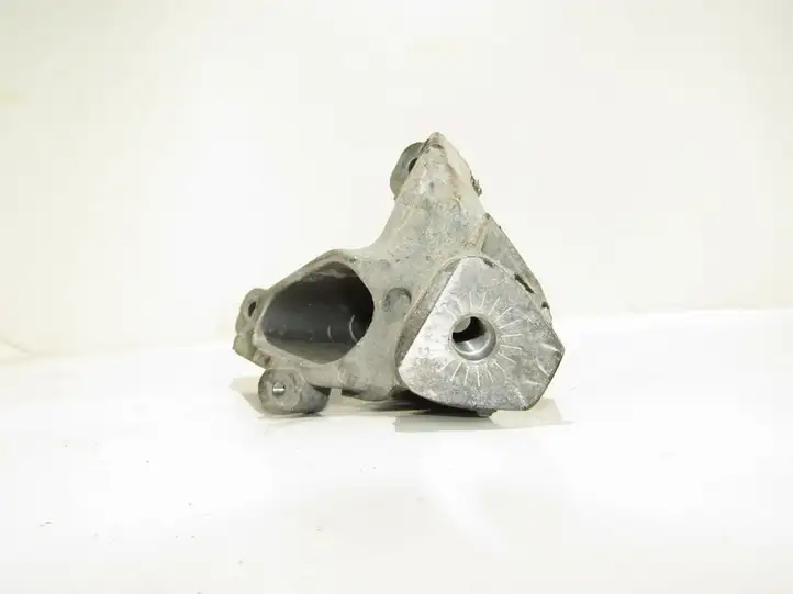 Audi A6 C7 (2011 - 2014) Кронштейн двигателя — фото 4