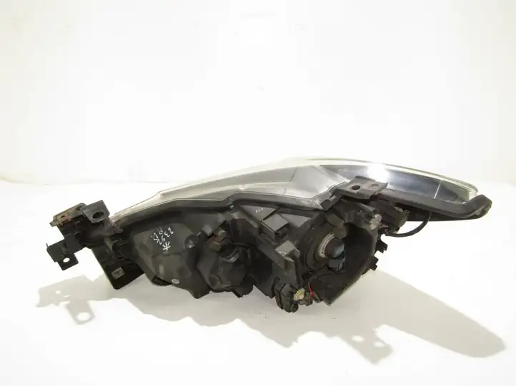 Mazda 6 (2012 - 2015) Передняя фара — фото 2