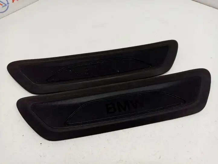 BMW X1 F48 F49 (2015 - 2022) 7263315 Внутренняя обшивка порога (комплект) — фото 4
