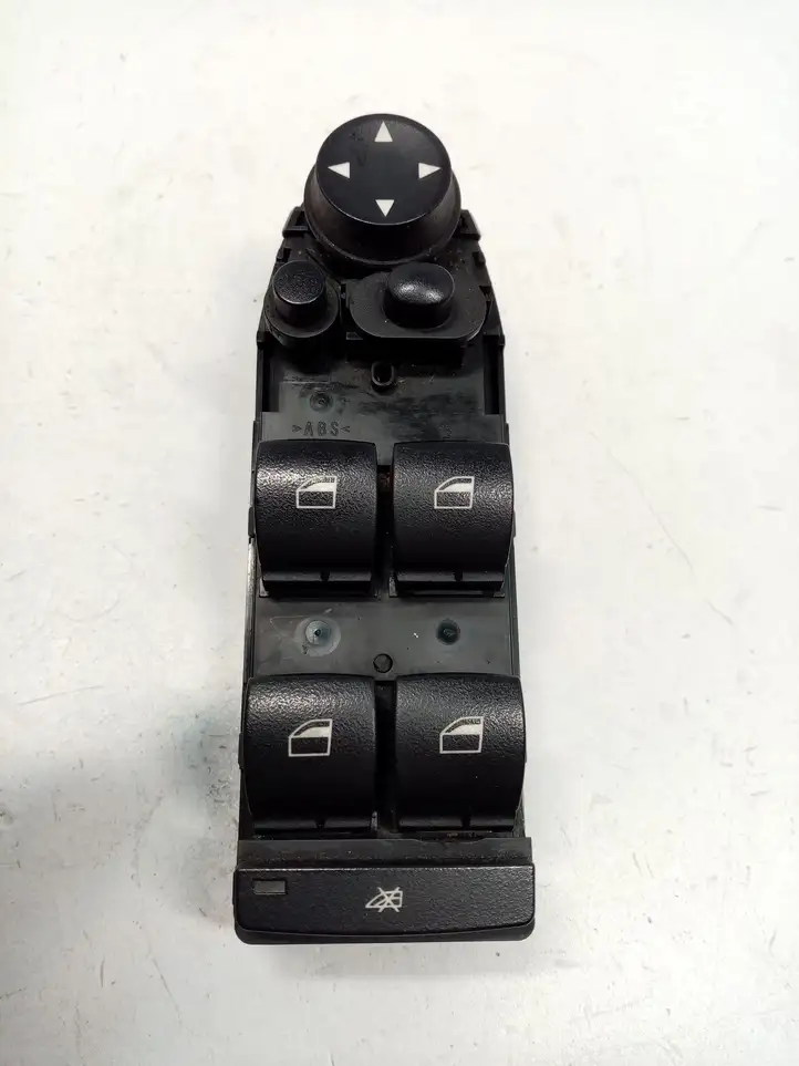 BMW X5 E70 (2006 - 2013) 9122121 Кнопка стеклоподъемников — фото 1