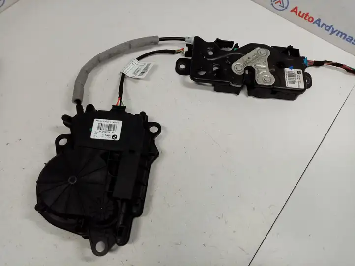 BMW X1 F48 F49 (2015 - 2022) 7357112 Замок крышки багажника — фото 1