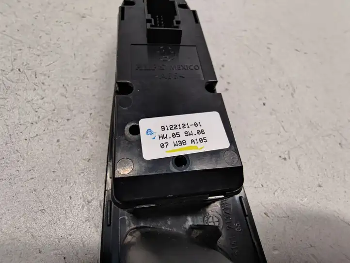 BMW X5 E70 (2006 - 2013) 9122121 Кнопка стеклоподъемников — фото 3