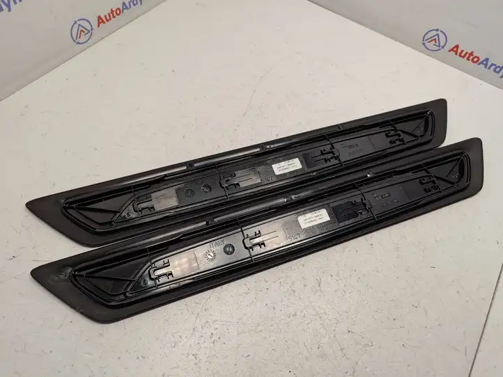 BMW 3 F30 F35 F31 (2012 - 2018) 51477260929 Внутренняя обшивка порога (комплект) — фото 3