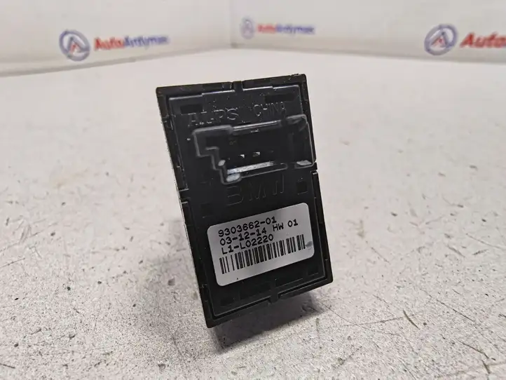BMW X3 F25 (2010 - 2017) 9303662 Кнопка закрытия крышки багажника — фото 3