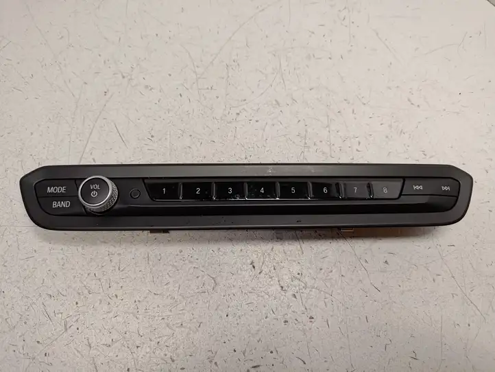 BMW 3 G20 G21 (2019 - ) 61317949454 Магнитола / мультимедийная система — фото 1