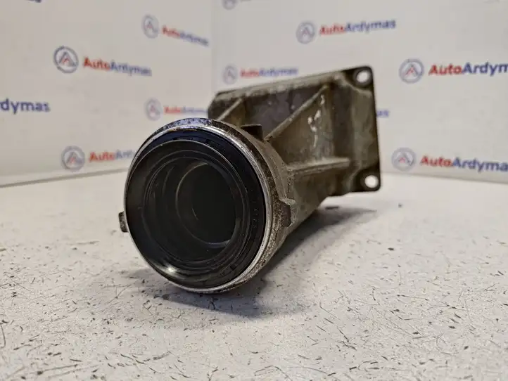 BMW X5 E70 (2006 - 2013) 31507552542 Кронштейн переднего редуктора — фото 2
