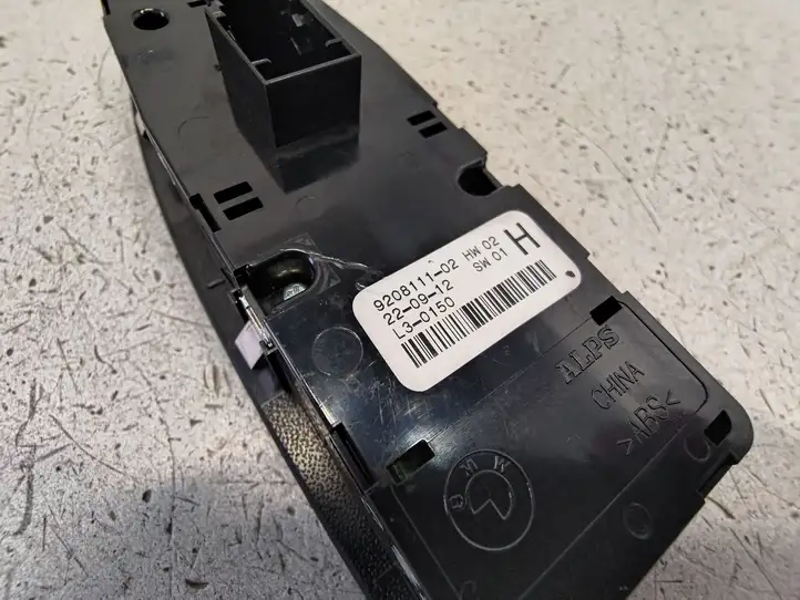 BMW 3 F30 F35 F31 (2012 - 2018) 9208111 Блок кнопок стеклоподъемников — фото 2