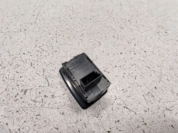 BMW 3 E90 E91 (2005 - 2012) 6945874 Кнопка стеклоподъемников — фото 2