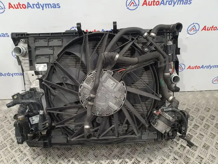 BMW 5 F10 F11 (2009 - 2016) 8645879 Комплект радиаторов охлаждения — фото 4