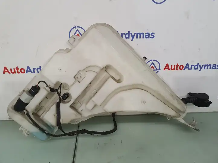 BMW 3 F30 F35 F31 (2012 - 2018) 7297495 Бачок омывателя стекла — фото 1