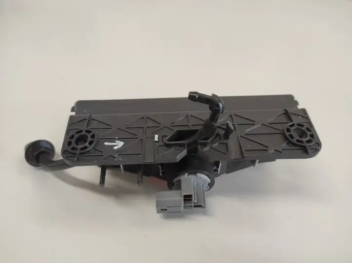 Honda CR-V (2009 - 2012) Дополнительный стоп фонарь — фото 4
