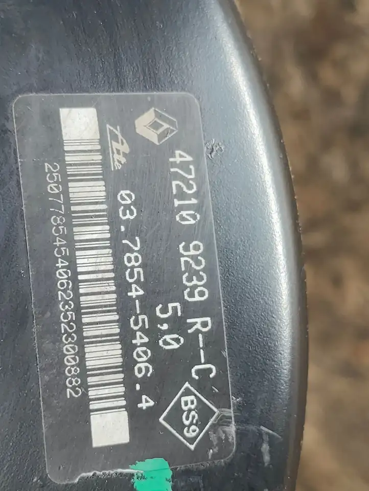 Dacia Sandero (2008 - 2012) 472109239R Вакуумный усилитель тормозов — фото 2