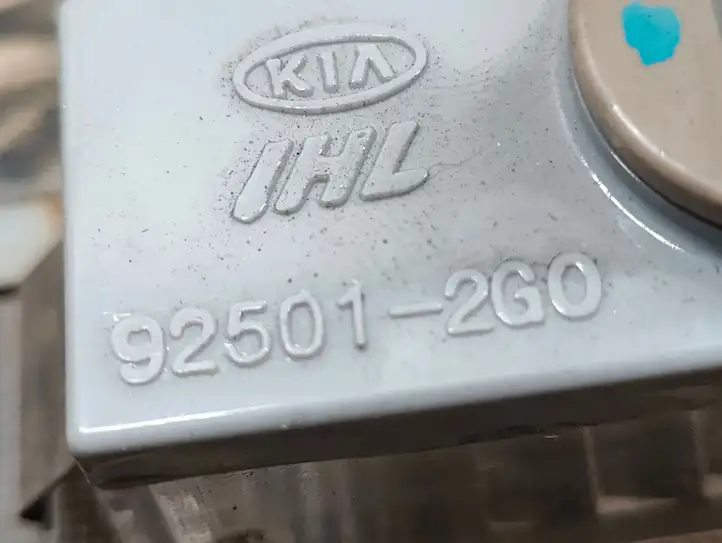 Kia Optima (2010 - 2013) 925012G0 Подсветка номера — фото 4