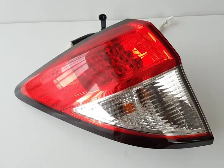 Honda HR-V (2015 - 2020) 33552T7AJ31 Задний фонарь в кузове — фото 1