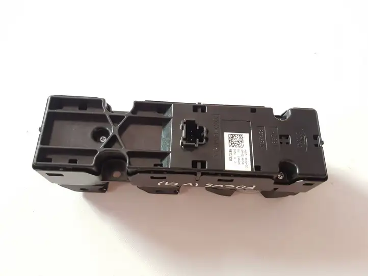 Ford Focus (2019 - ) H1BT14540CC Кнопка стеклоподъемников — фото 3