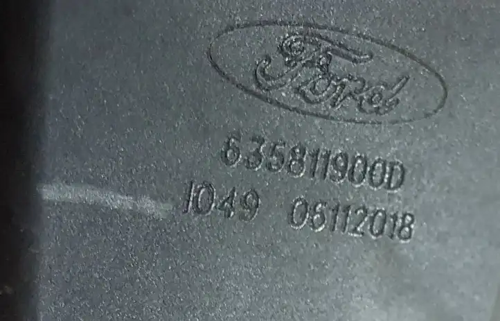 Ford Focus (2019 - ) 636084200C Центральный ремень безопасности — фото 7