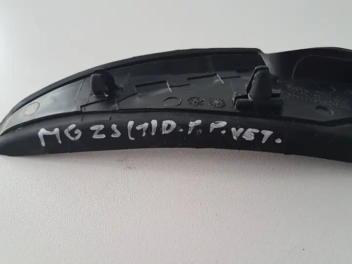 (2016 - ) 10252577 Накладка стоек лобового стекла — фото 3