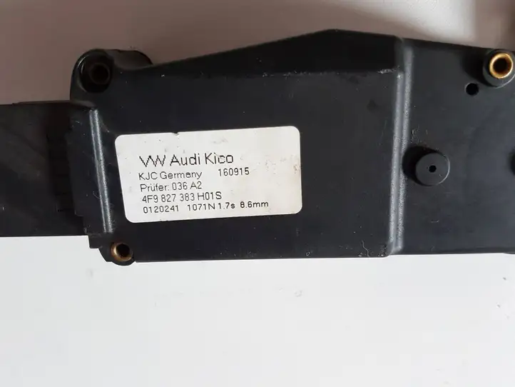 Audi A6 C7 (2014 - 2018) 4F9827383 Доводчик крышки багажника — фото 2