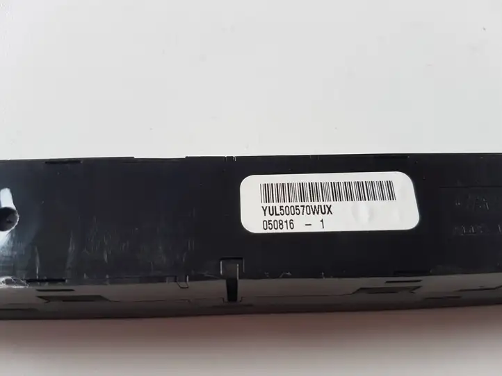 Land Rover Range Rover L322 (2005 - 2009) YUL500570WUX Другие включатели / ручки/ переключатели — фото 2