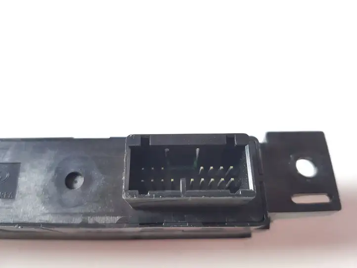 Land Rover Range Rover L322 (2005 - 2009) YUL500570WUX Другие включатели / ручки/ переключатели — фото 5