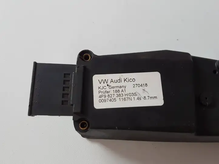 Audi A6 C7 (2014 - 2018) 4F9827383 Доводчик крышки багажника — фото 2