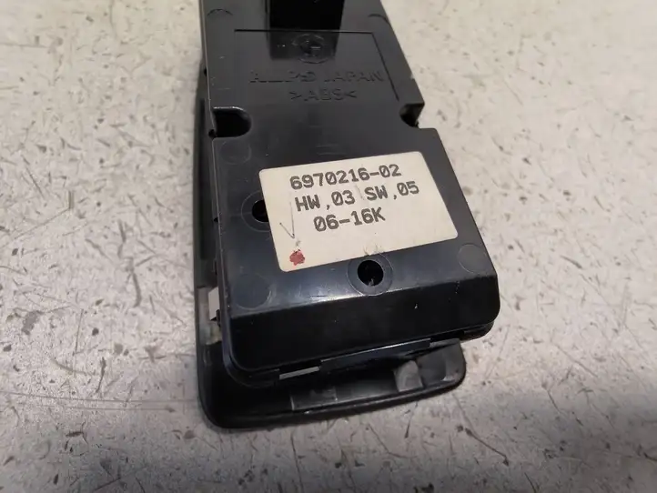 BMW 1 E81 E87 (2004 - 2011) 6970216 Кнопка стеклоподъемников — фото 2
