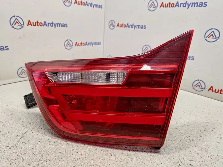 BMW 4 F32 F33 (2013 - 2017) 63217296102 Задний фонарь в крышке багажника — фото 1